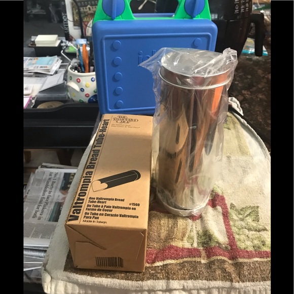 NIB Pampered Chef Valtrompia Heart Bread Tube#1560 - Picture 4 of 4